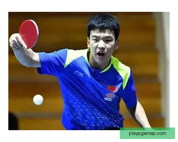 男单半决赛焦点之战新生代挑战老将荣耀谁能突围迈向最终冠军舞台